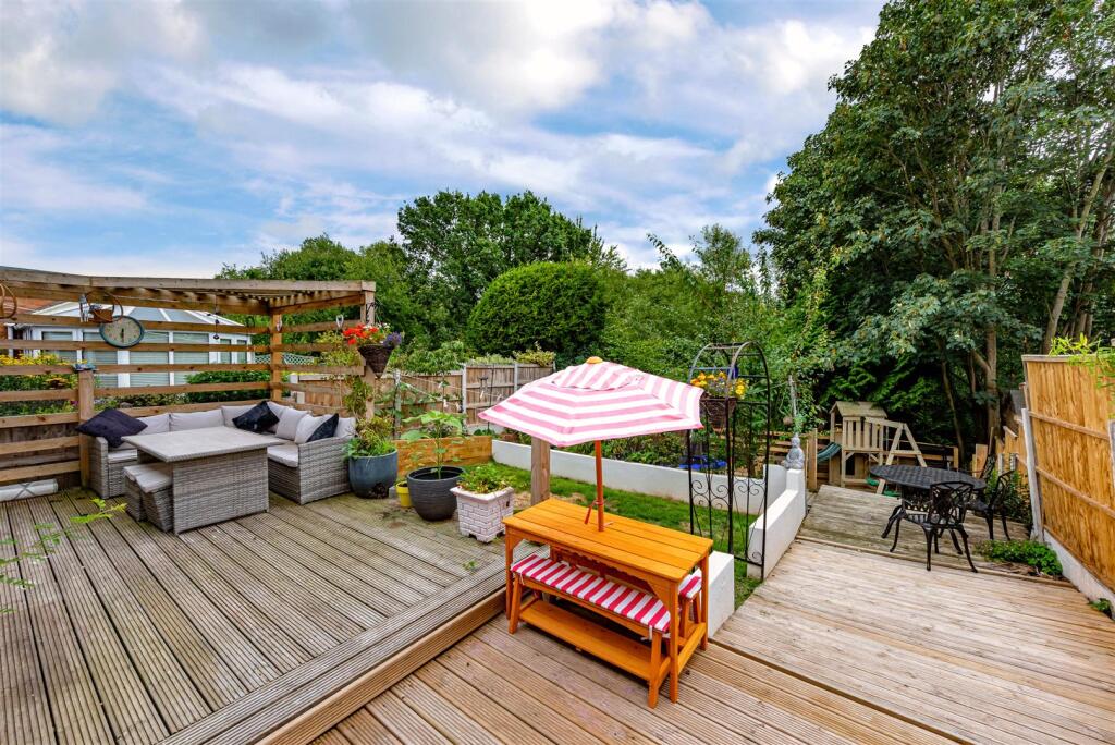 14 Sandringham Road-External (4).jpg