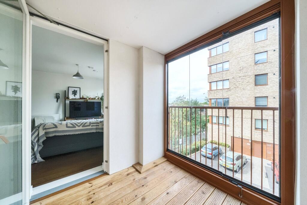 1342340-7-68a5a1e...