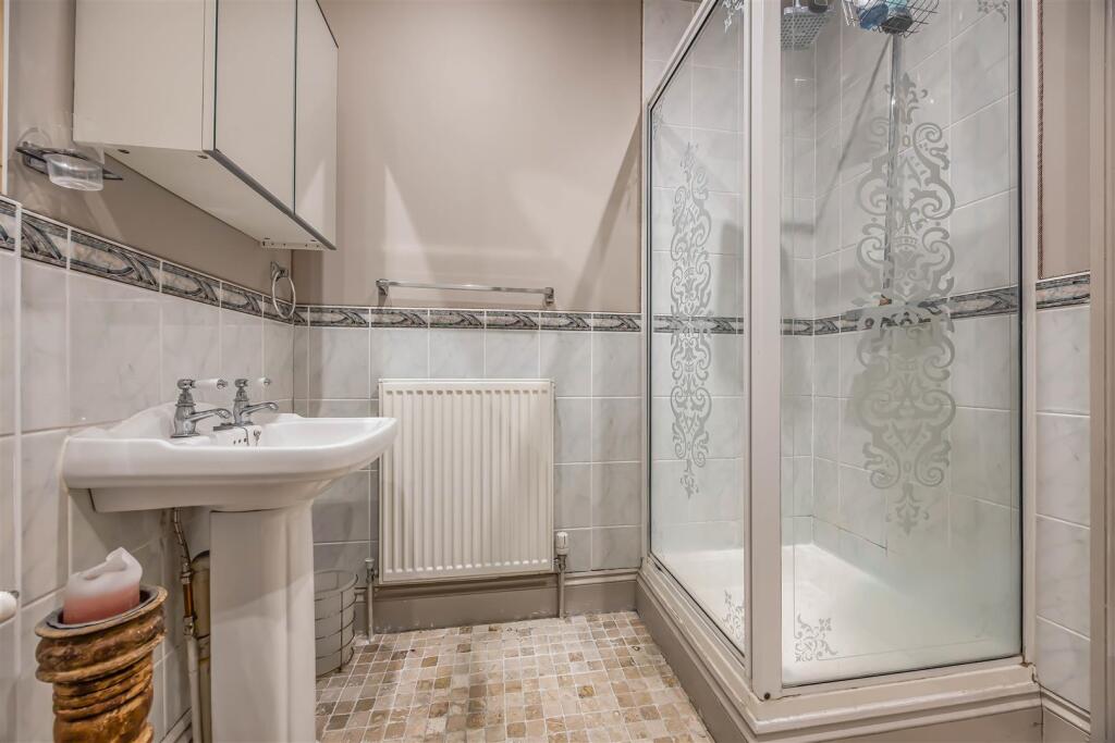 9 Grand Division Row, Henderson Road, Southsea-Sma