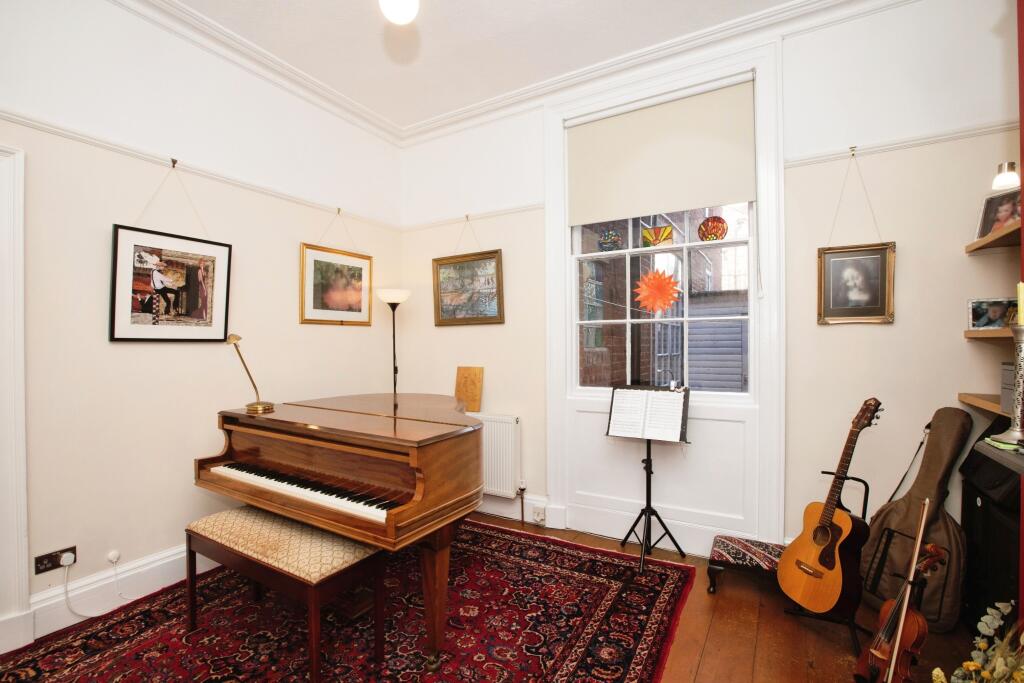 Reception/ Music room