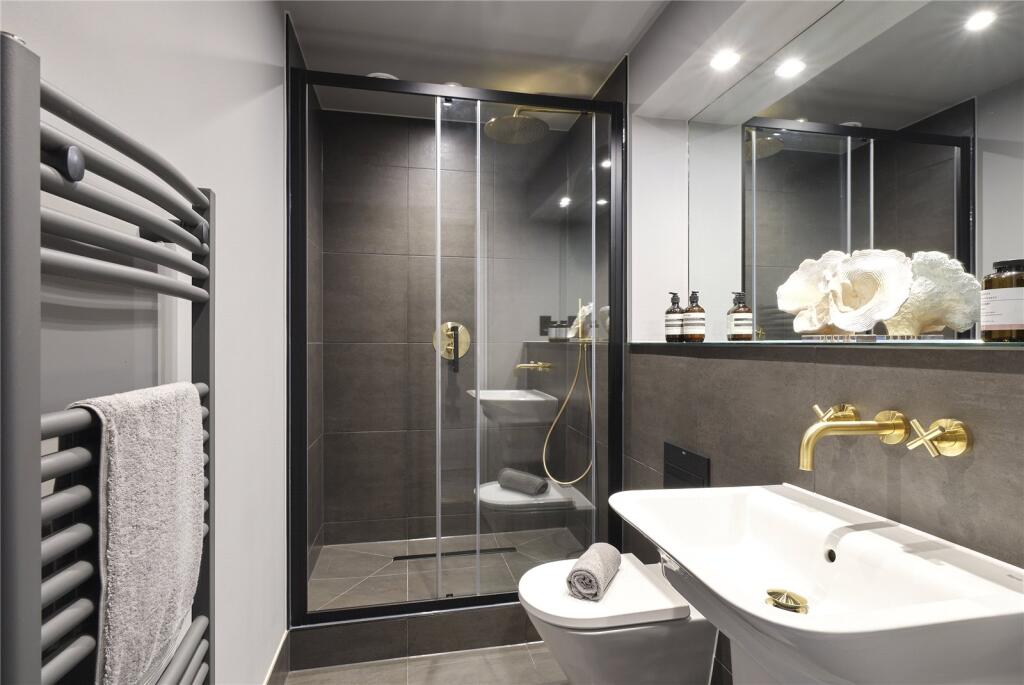 4106 Show Apartment