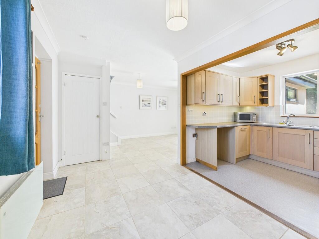 CAM02854G0-PR0413...