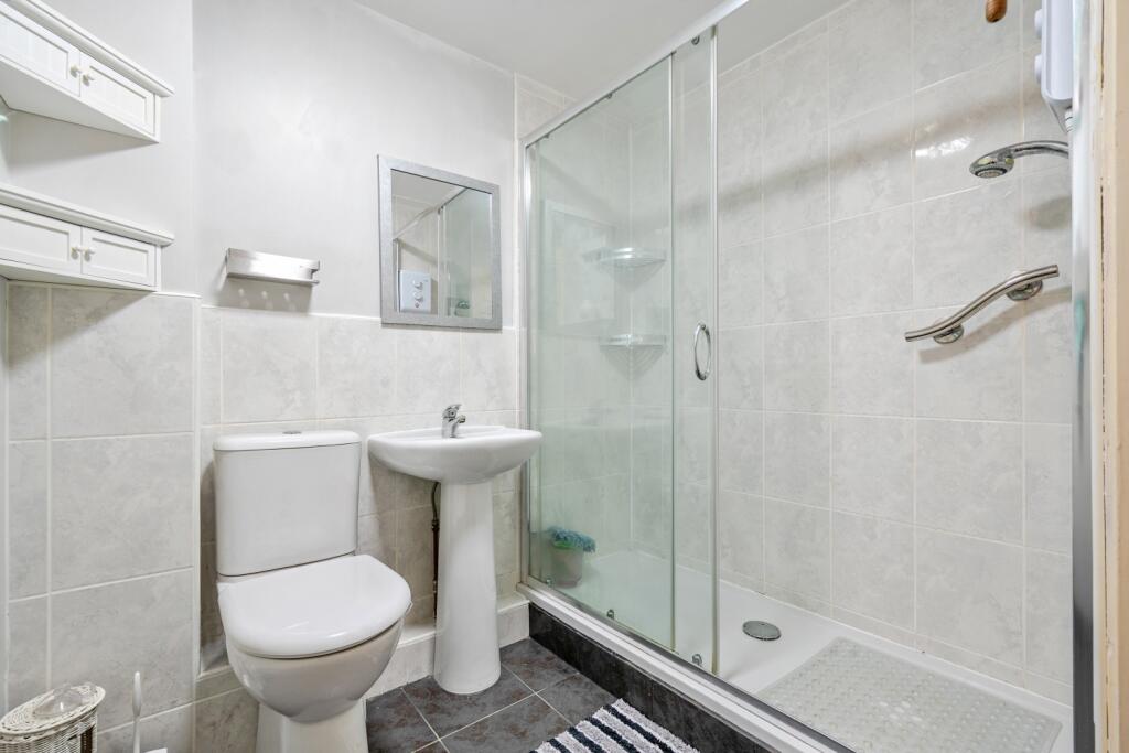 1365127-3-68e64ecb4c565