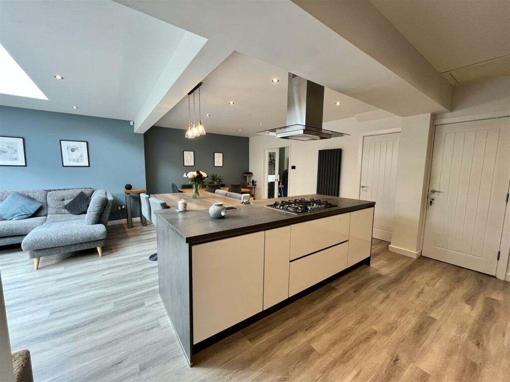 Open Plan Kitchen, Dining &amp; Sitting Room