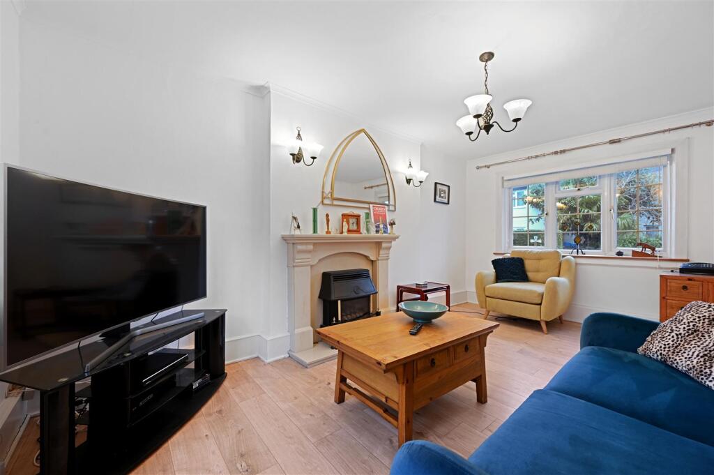 AR- Norbroke Street12.JPG