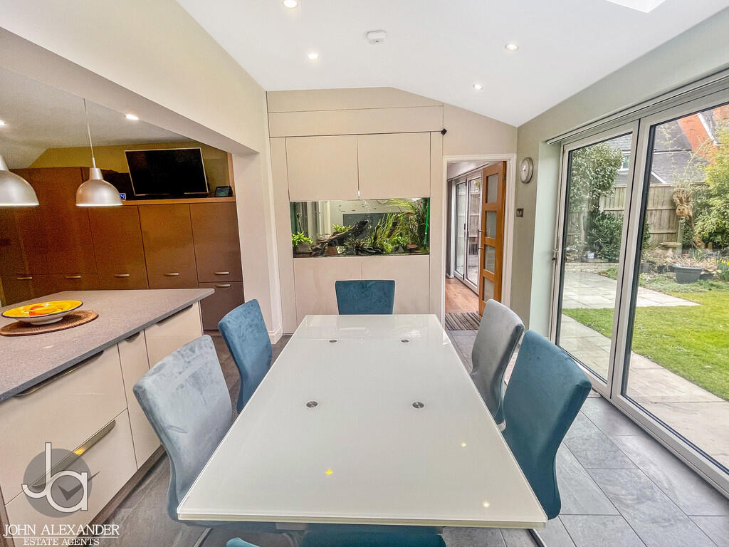 20250313_10322830...