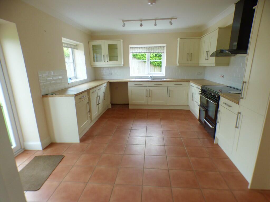 Kitchen/Breakfast 