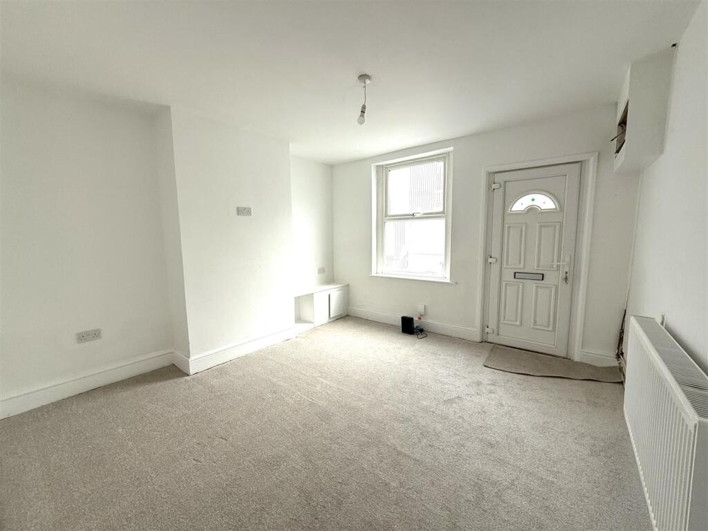 41 ARCH STREET 4.jpeg