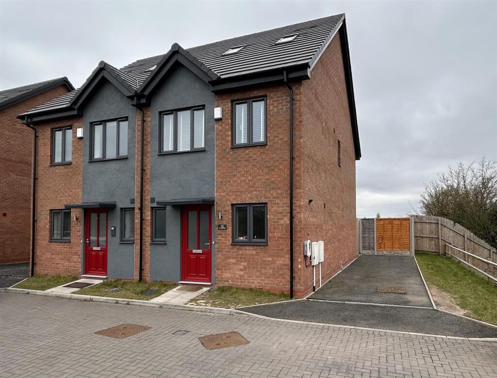 Lower City Road Tividale 1.jpg