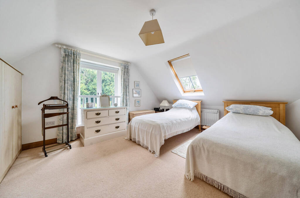 1328506-24-687f5a...