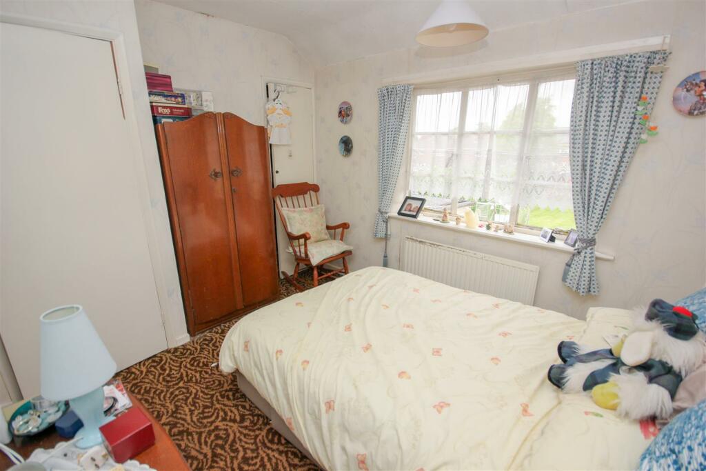 Bedroom 2.jpg