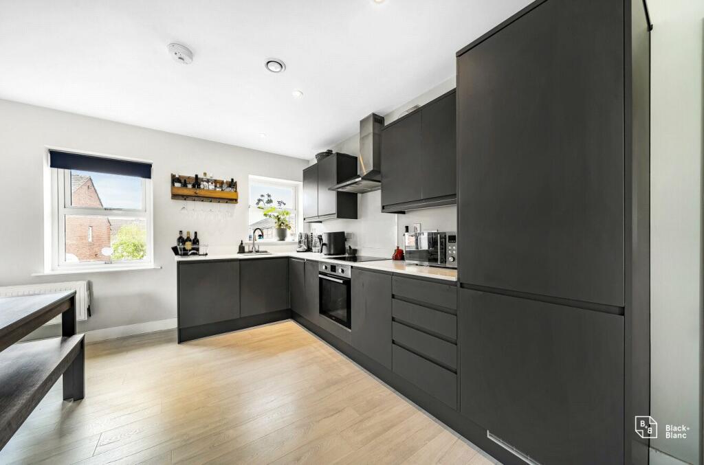 Kitchen/Reception
