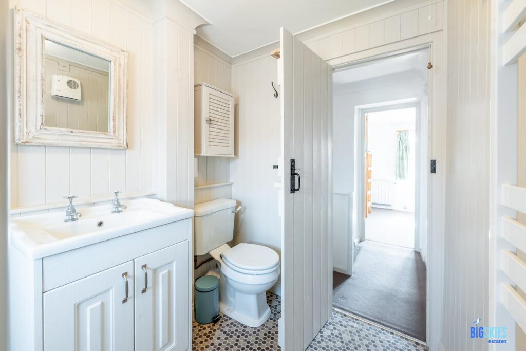 Family Shower Room