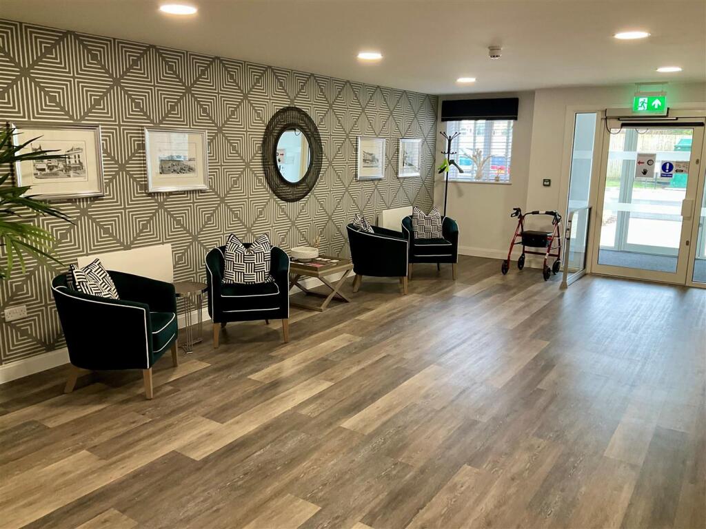 communal entrance hall.jpg