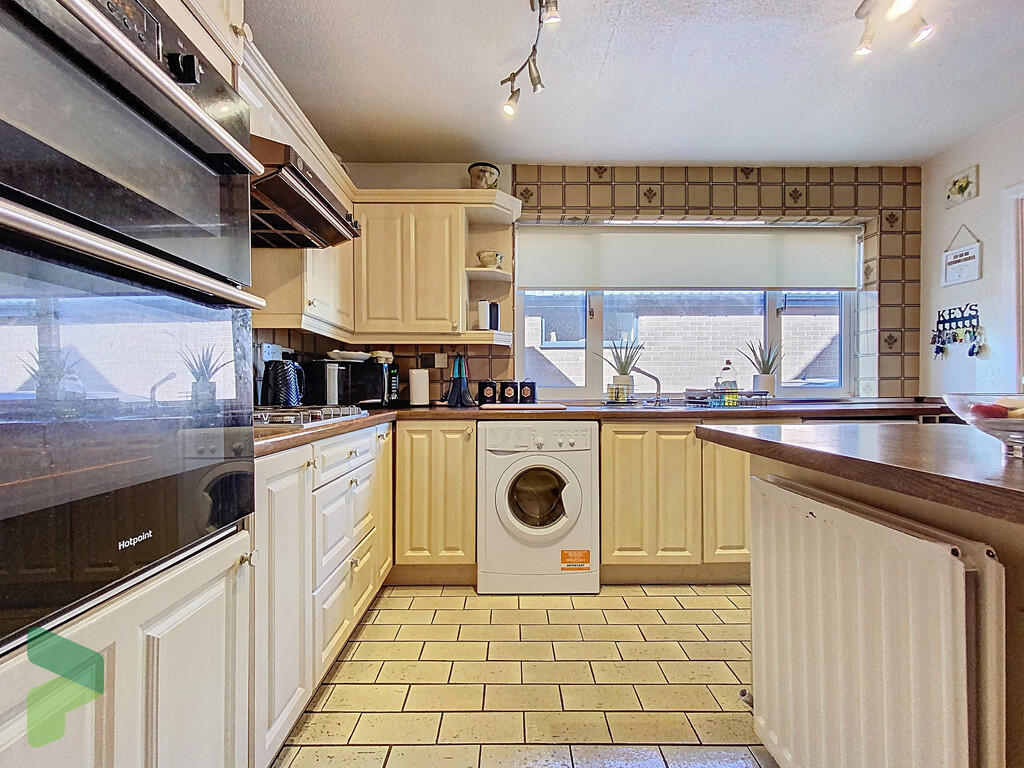Fitted Kitchen