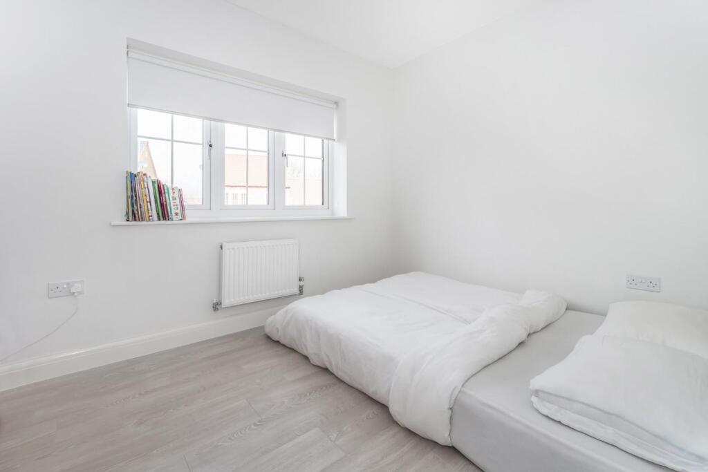 9 Westfield Drive18.jpg