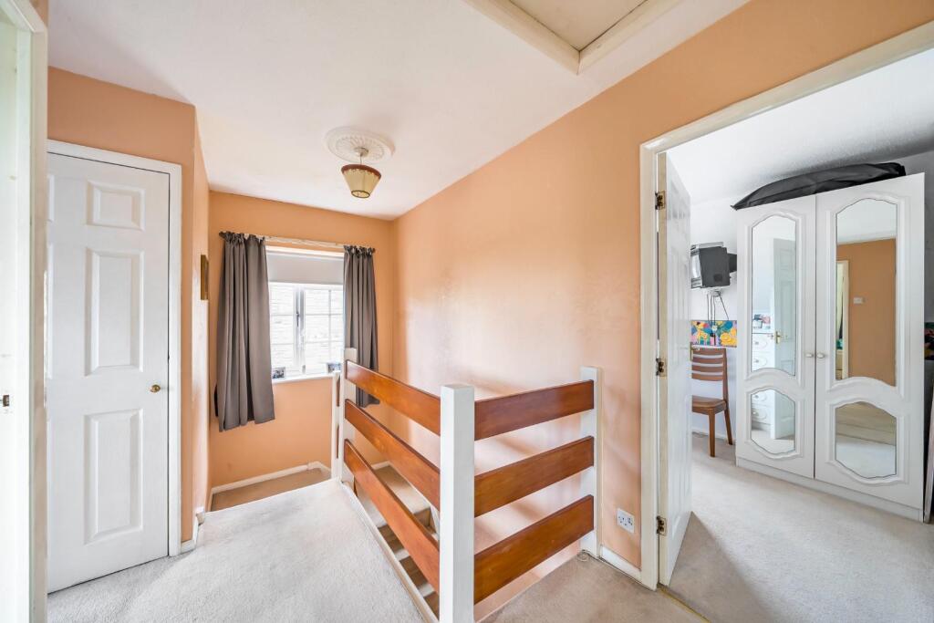 upstairs landing.jpg