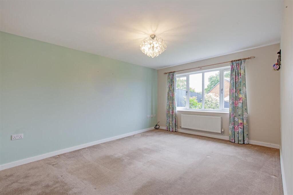 Reception Room-3.jpg