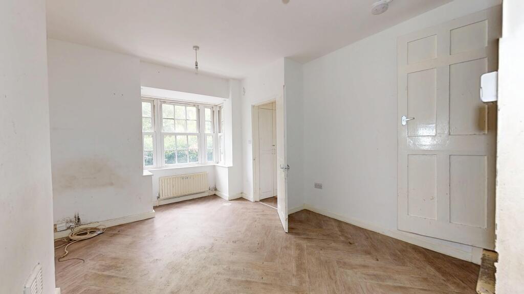 65 Henchman Street, Acton, London, W12 0BW