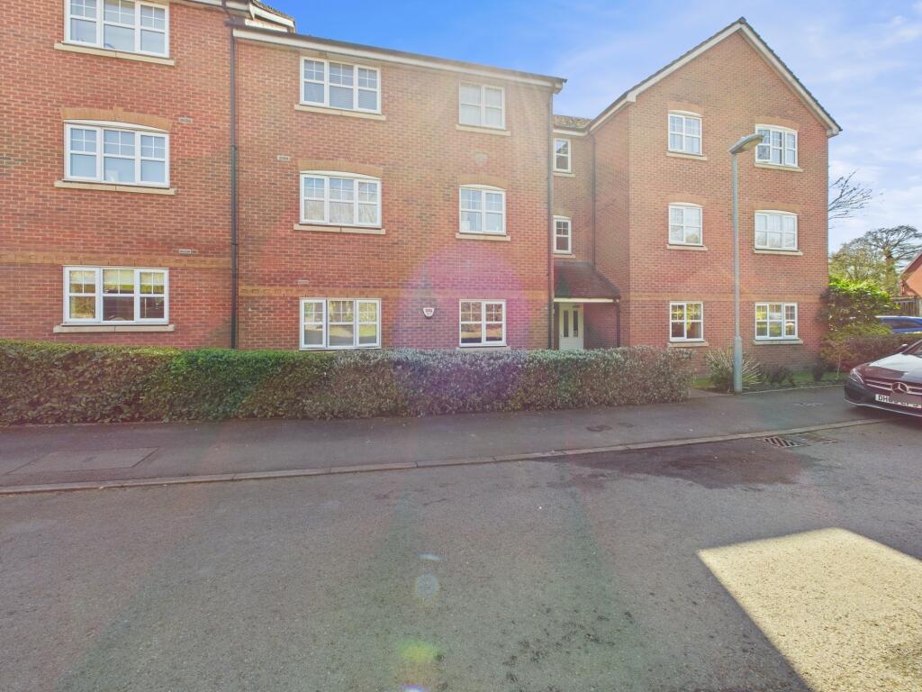 CAM05192G0-PR0033-STILL002