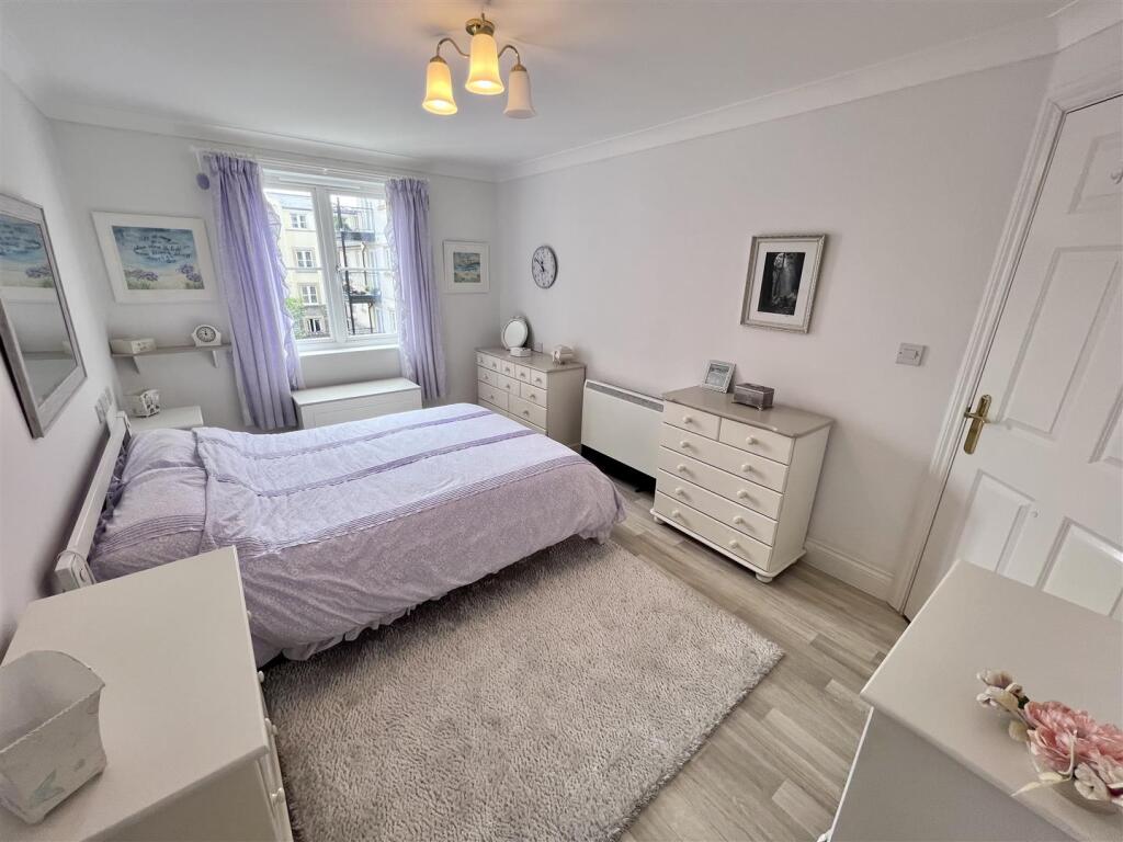 Double Bedroom