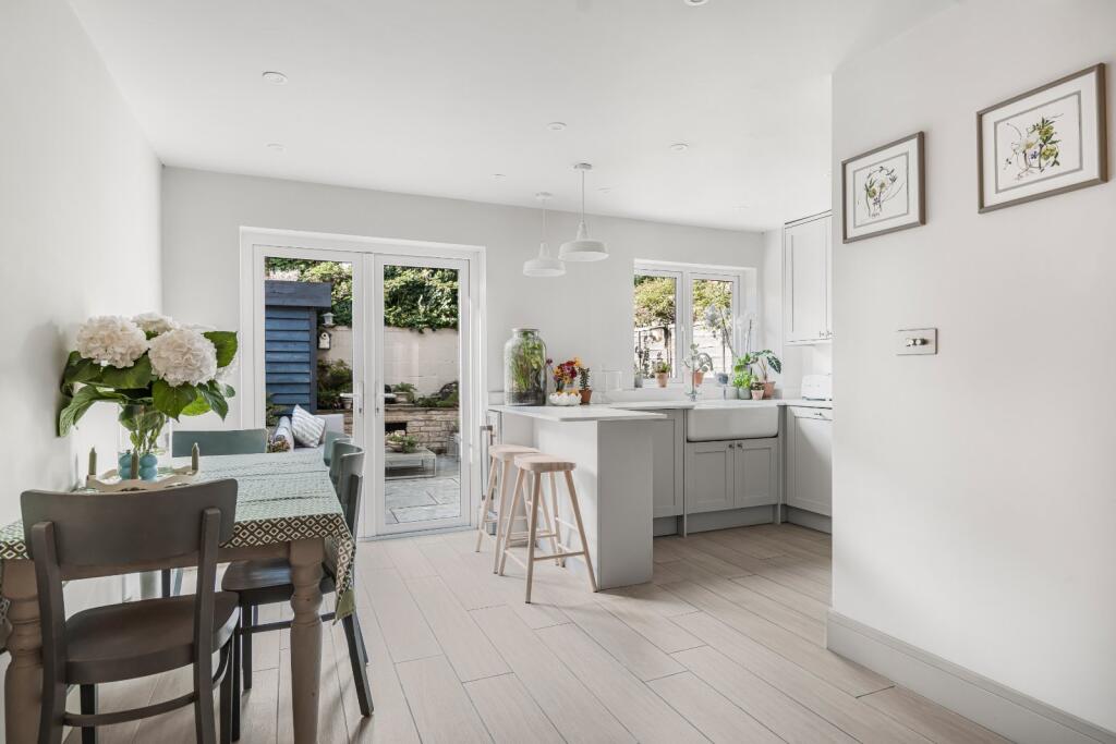 Dining &amp; Kitchen