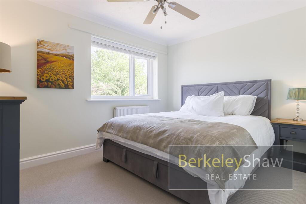 2 Mayfield Court Victoria Road Formby L377JL 065.j