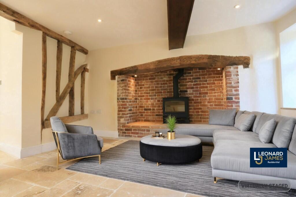 Staged Lounge