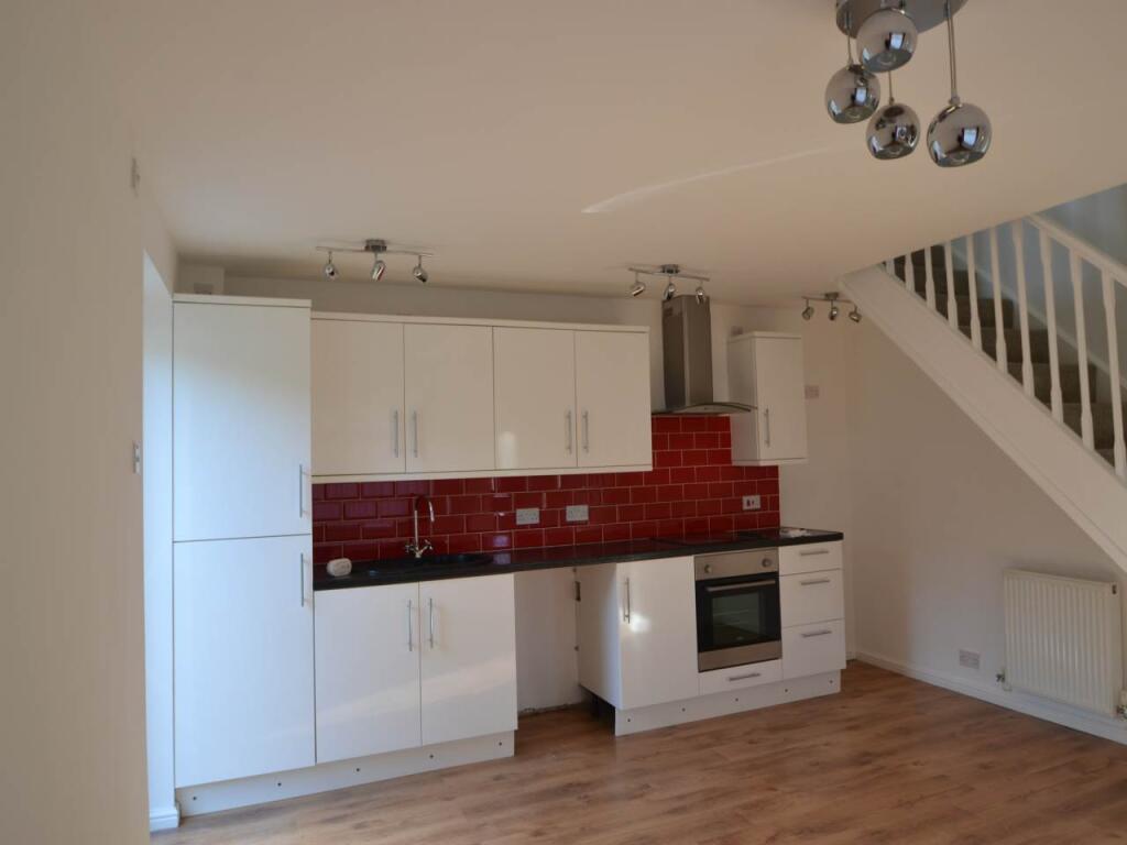 Grasshopper Avenue , St Peters , Worcester 