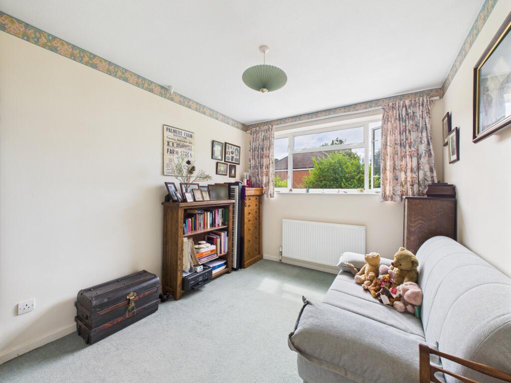 CAM02909G0-PR0444-STILL004