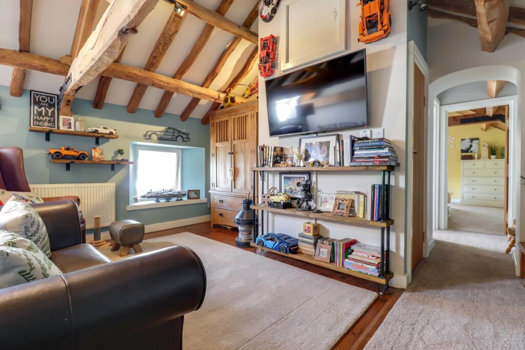 23- Rob Hammond EweMove Pontefract