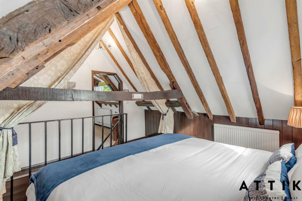 152 Chediston Street, Halesworth IP19 8BD (4).jpg