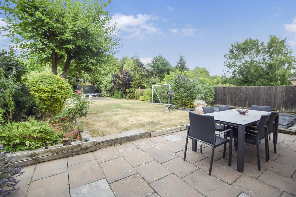 1585_202507160200...