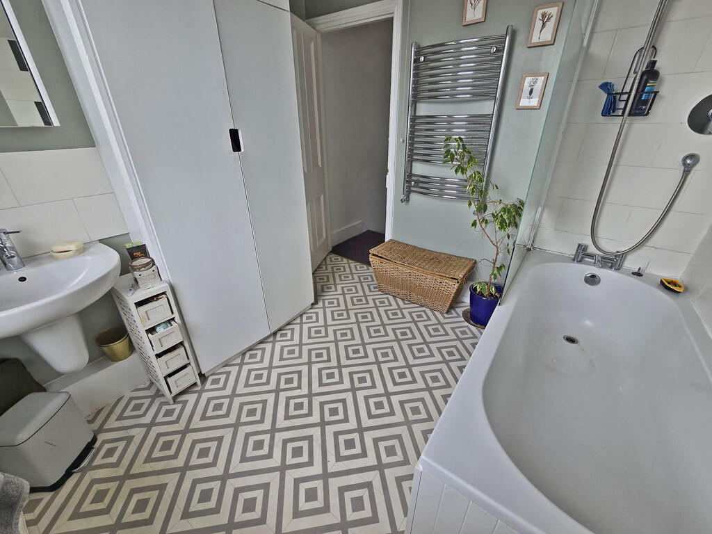 Bathroom (2)