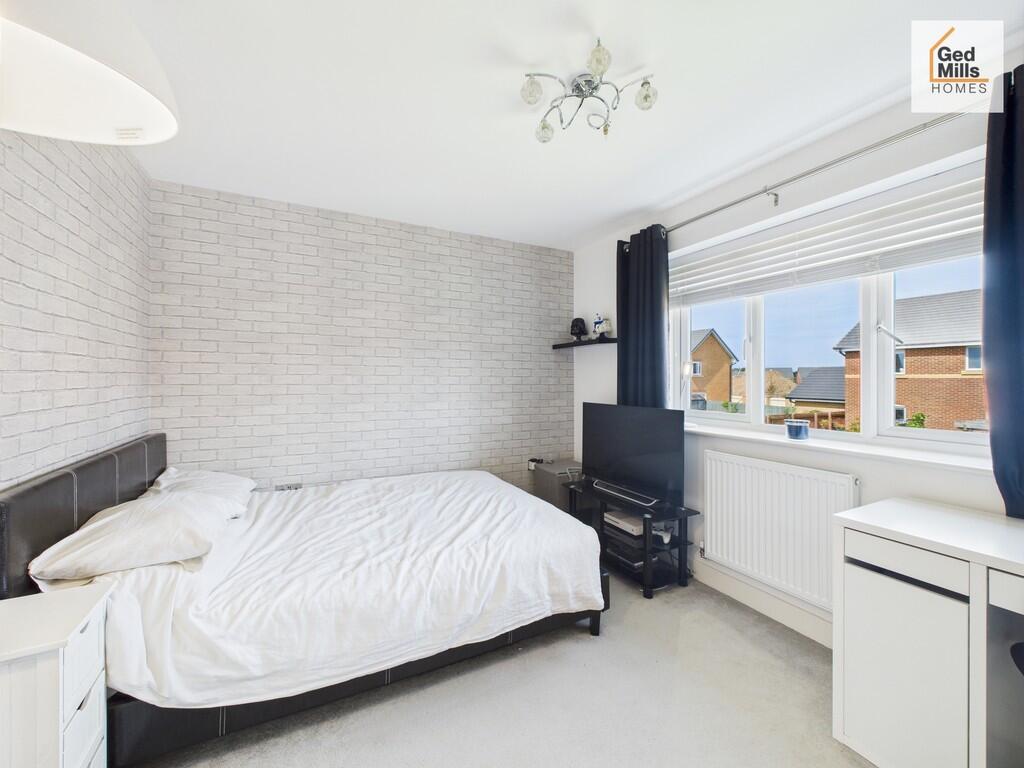 CAM04261G0-PR0084...