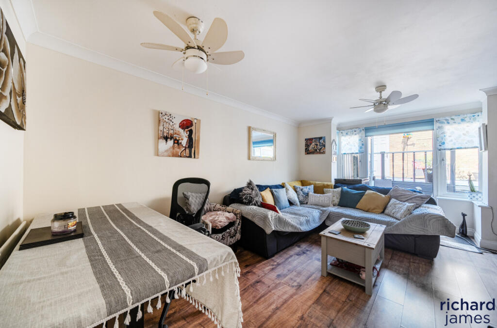 afdb657fbe714cd599fd56b59ea347be