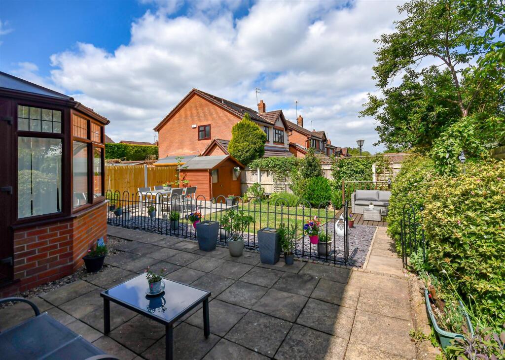 19 Penleigh Gardens-External (5).jpg