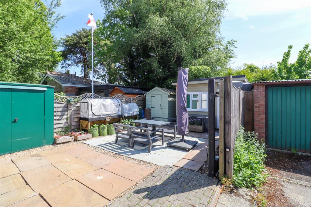 Garden, Parking &amp; Garden Office