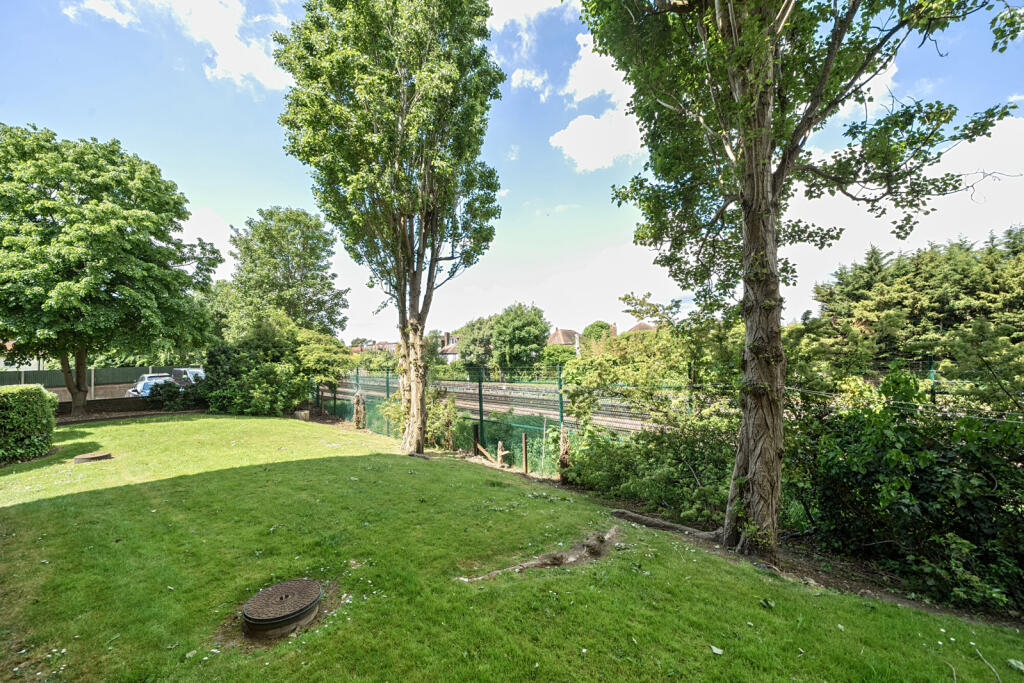 6-6821e11a2d58d-1...