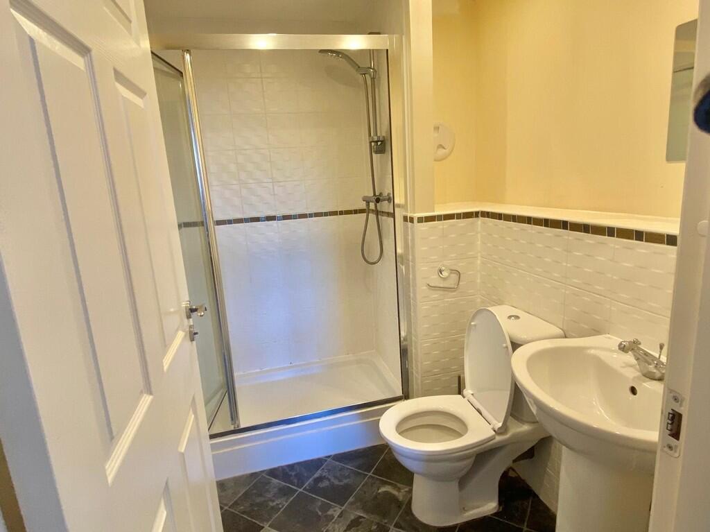 Master En-Suite