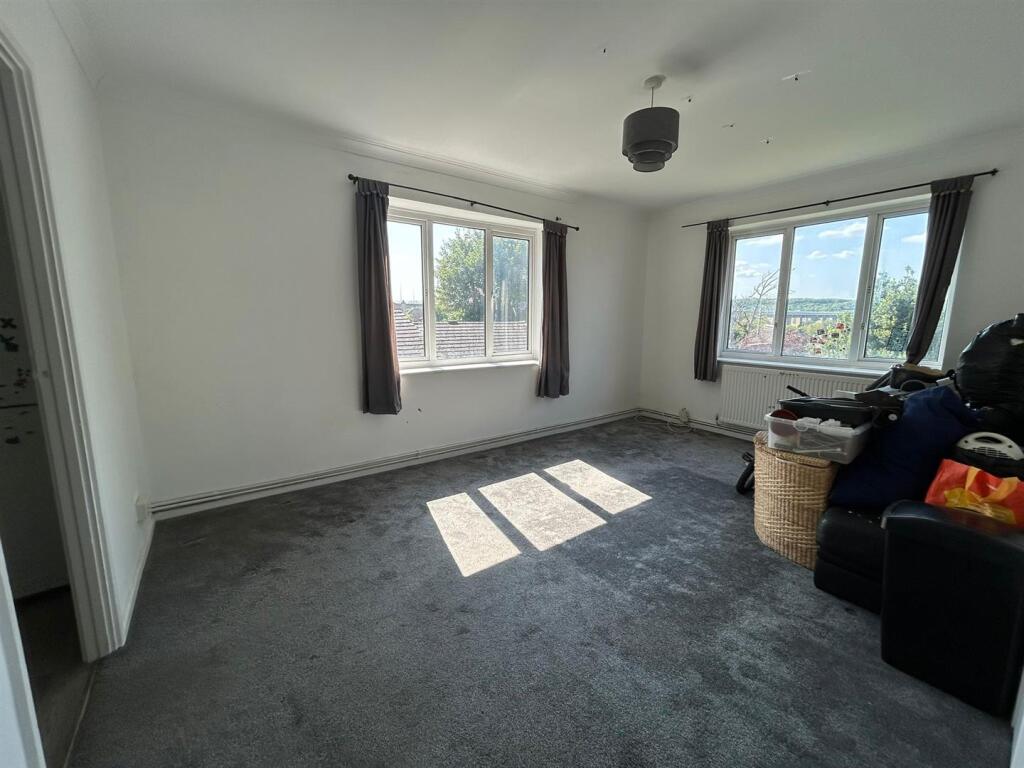 WhatsApp Image 2025-06-17 at 05.58.03 (3).jpeg