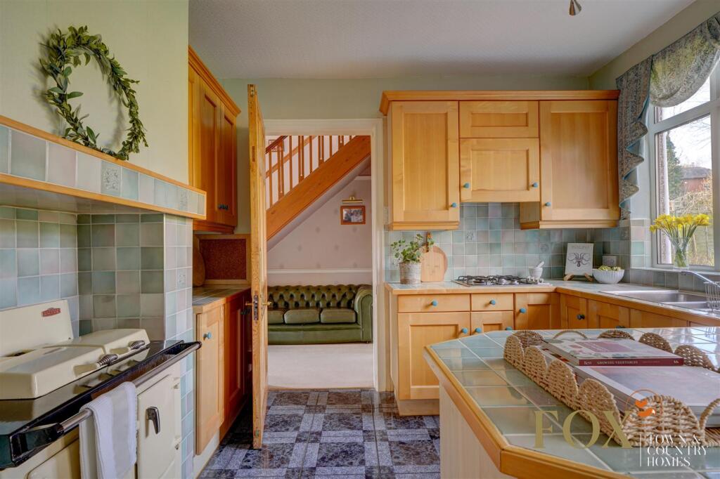 2 St Catherins Hill (29).jpg