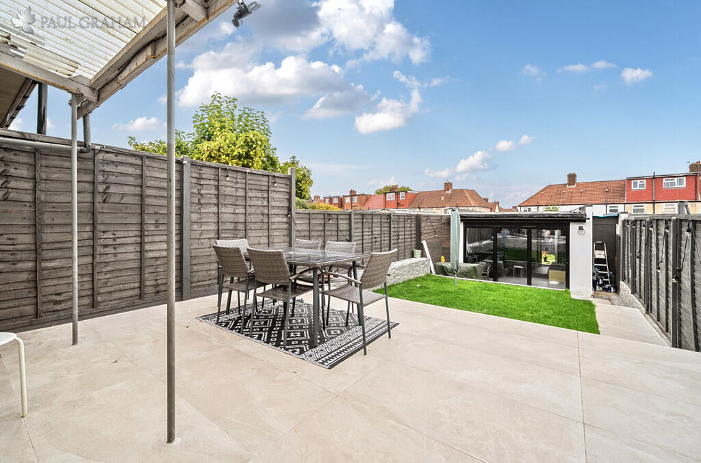 83c3a3e7-10b8-4d7...