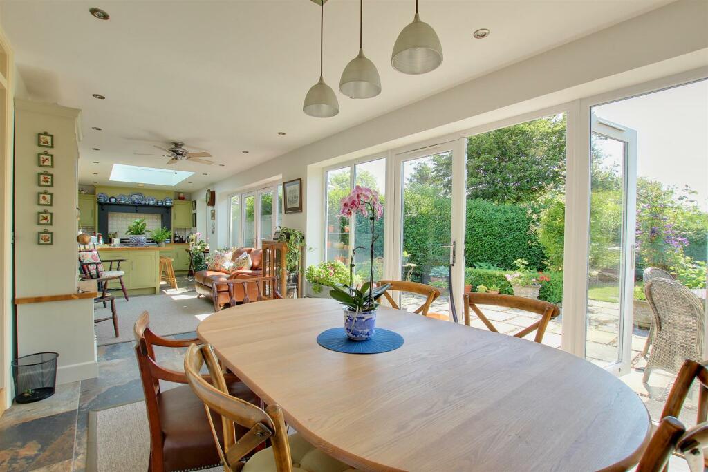 COMBINED DAY ROOM AND KITCHEN
