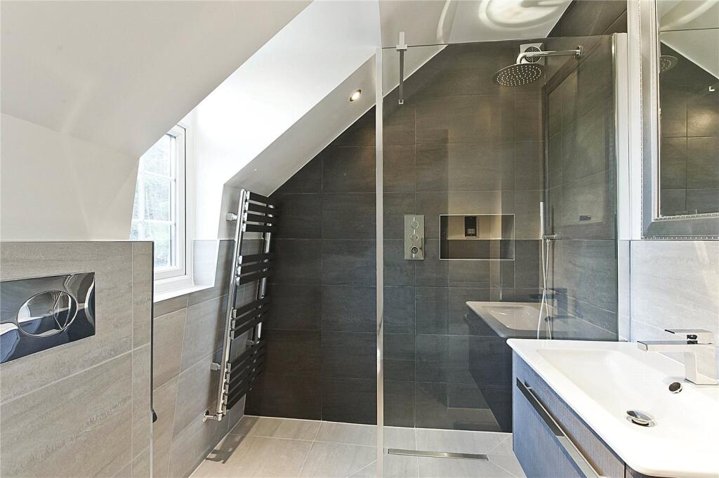 Ensuite Bathroom