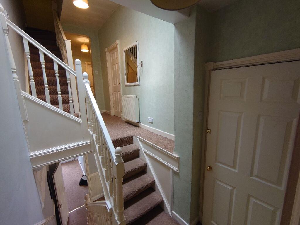 Holland Street, Fairfield