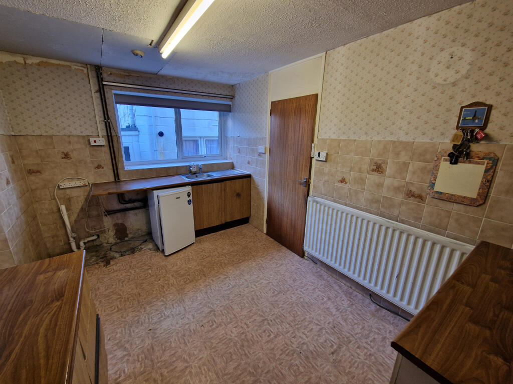 Kitchen-angle 2