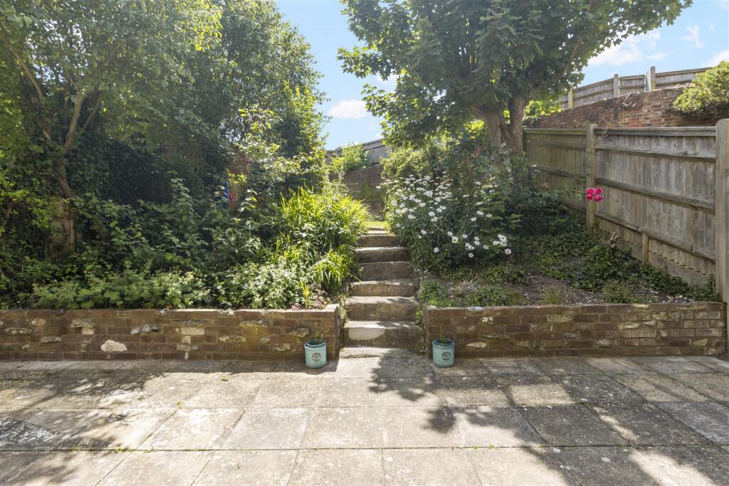 garden.jpg