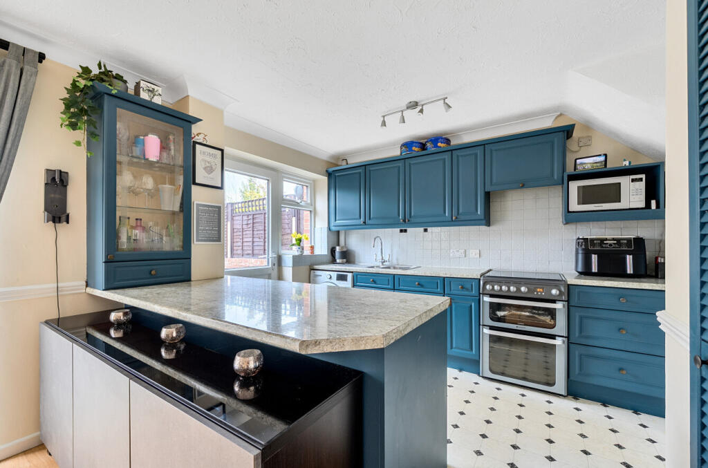 1342497-21-68a5a2...