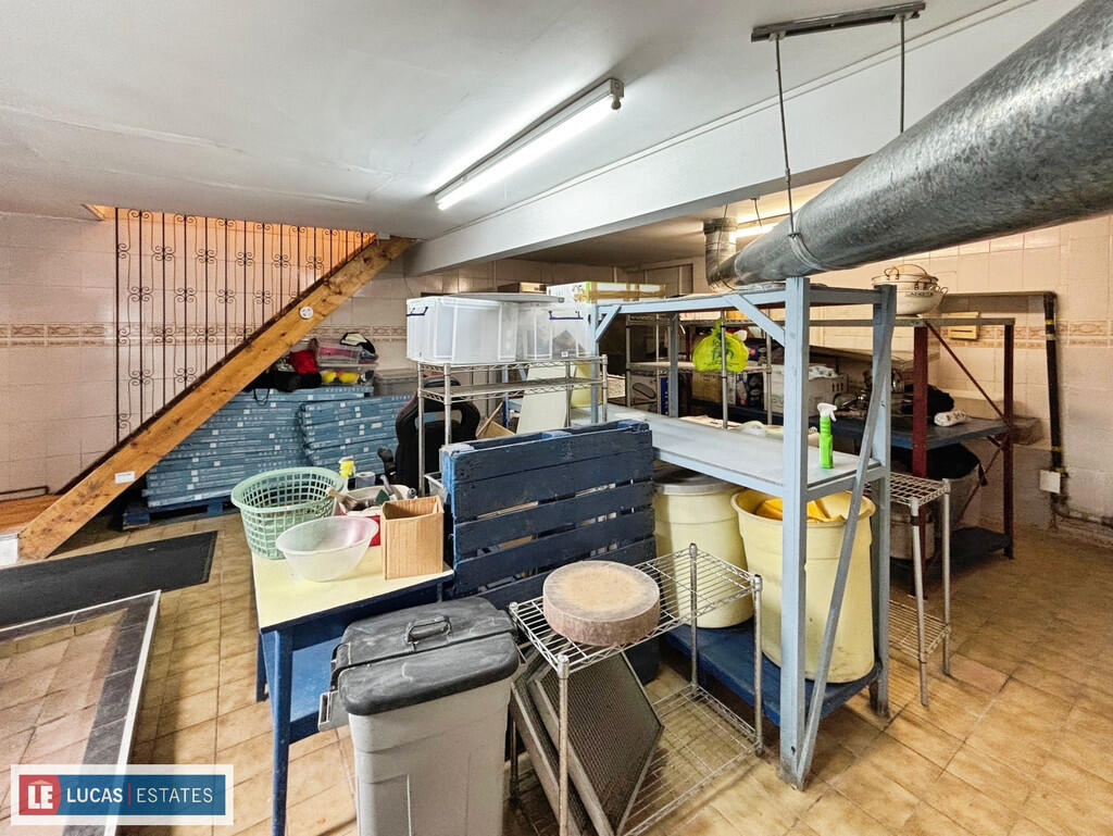 d3047f3e-image_pi...